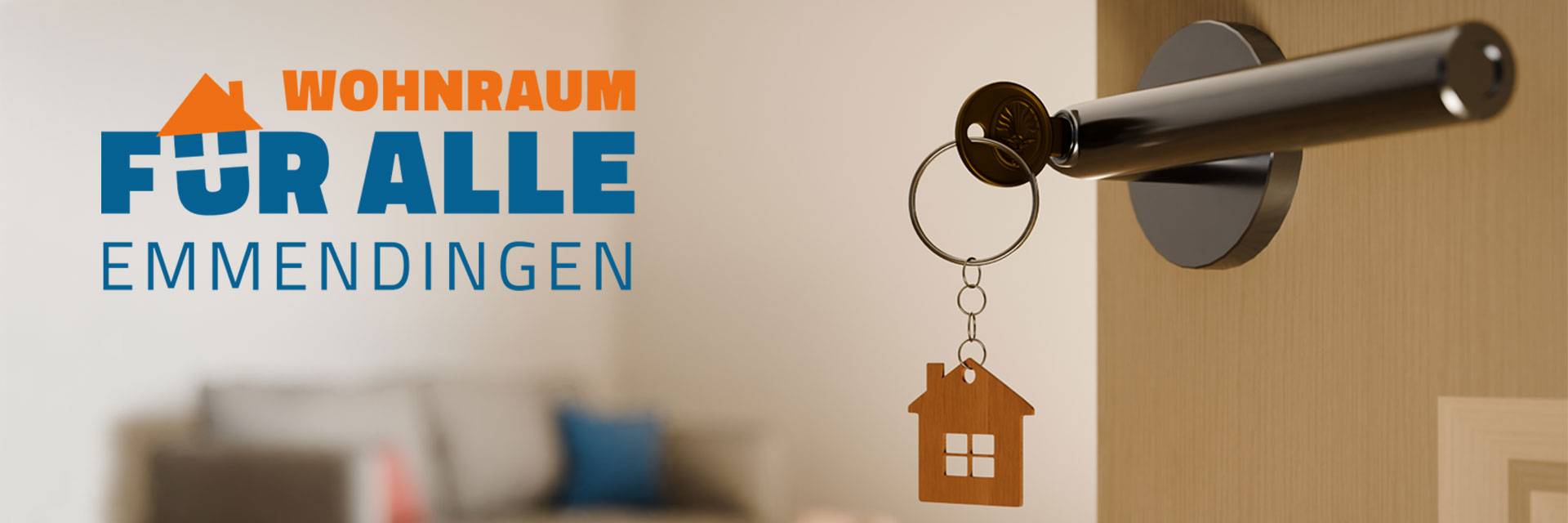 Quelle: Logo: Diakonisches Werk Emmendingen, Bild: mesh cube – istockphoto.com, Logo: Diakonisches Werk Emmendingen, Bild: istockphoto.com, Logo: Diakonisches Werk Emmendingen, Bild: mesh cube, iStock: #2202223540 Logo "Wohnraum für alle", geöffnete Tür, kleines aus Holz ausgesögtes Haus als Schlüsselanhängern